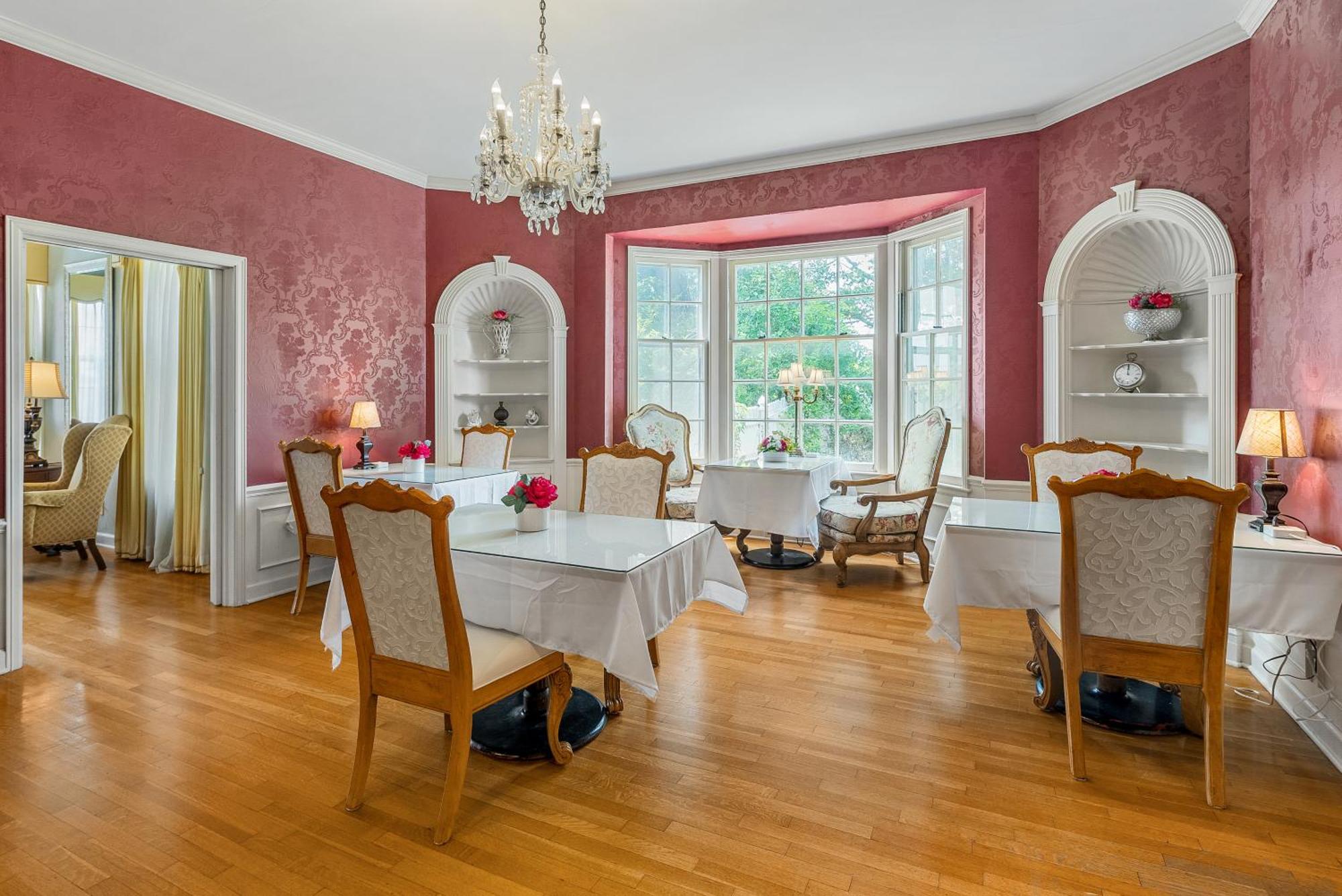 Beland Mansion-Blooming Garden Suite! Fort Smith Exteriér fotografie